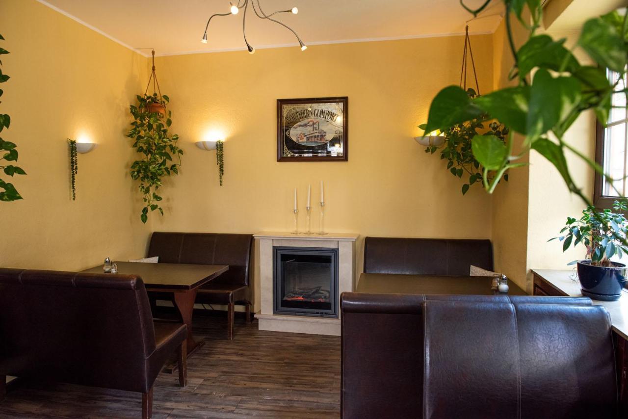 Neubert'S Gasthaus Am Rhein Lahnstein Luaran gambar