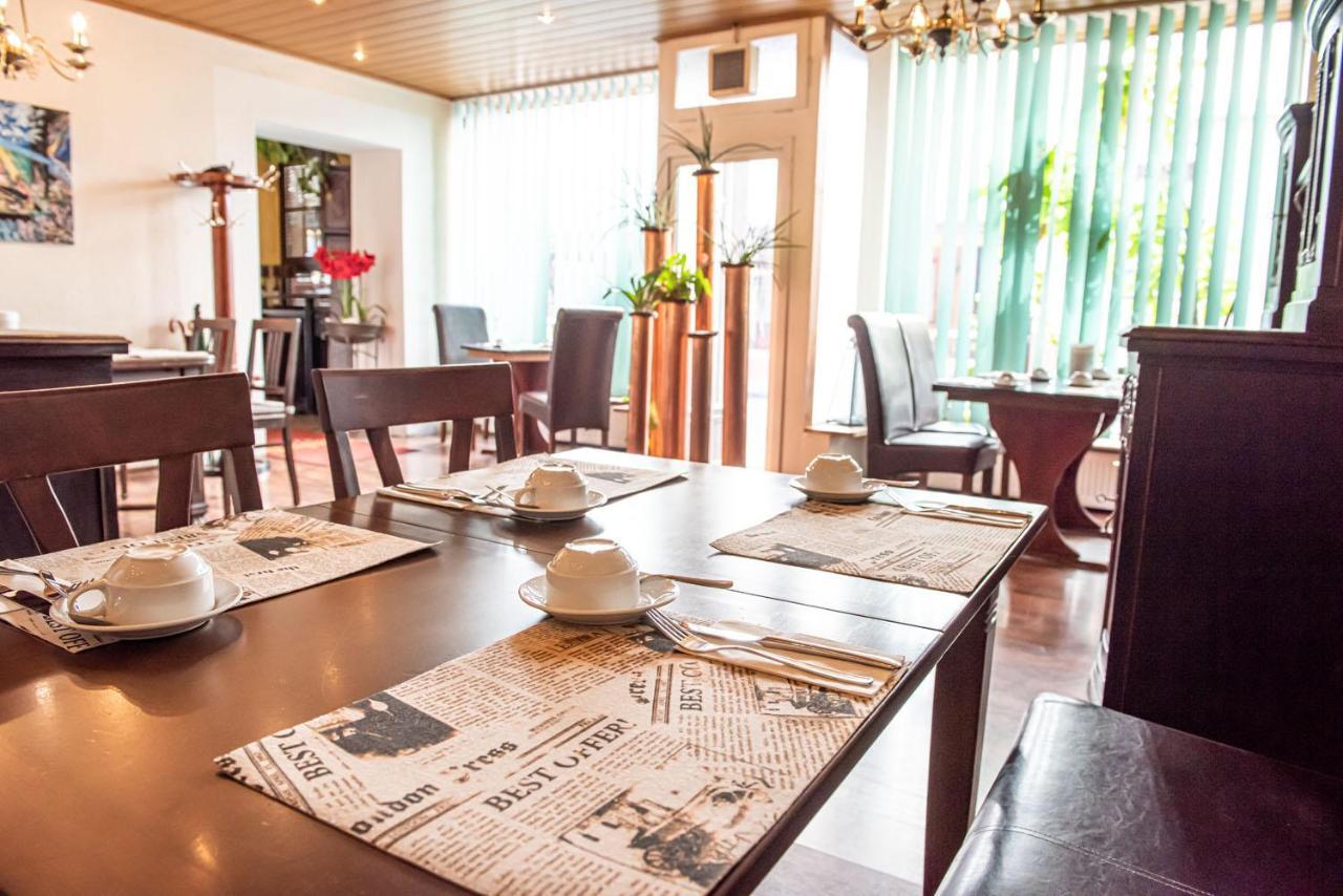 Neubert'S Gasthaus Am Rhein Lahnstein Luaran gambar